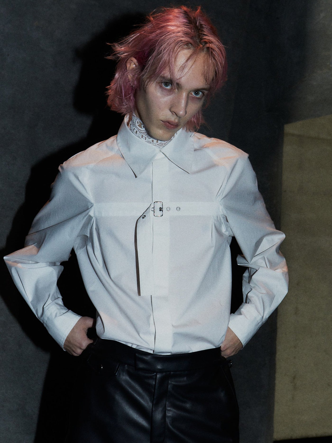 【PRE ORDER 2BUY 10%OFF】HARNESS DETAIL SHIRT【WHITE】